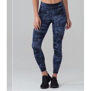 Lululemon Size 4 Train Times 7/8 Pant 25" Transition Multi Midnight Navy Blue
